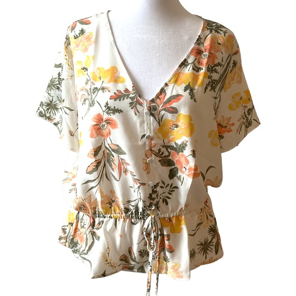 LOFT Tops - Loft outlet medium blouse floral shirt sleeves v-neck